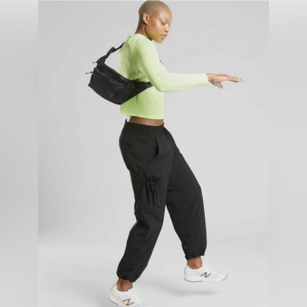 Athleta Black stay fly Track Joggers with Elastic Cuffs size large